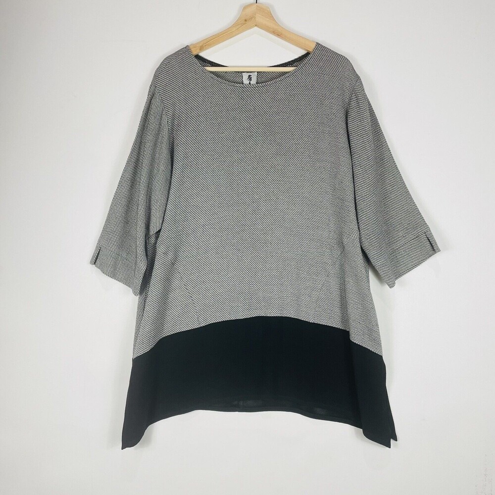 Yasuko Black White Rayon Knit 1/2 Sleeve Loose‎ Tunic Top Shirt Womens Sz XL
